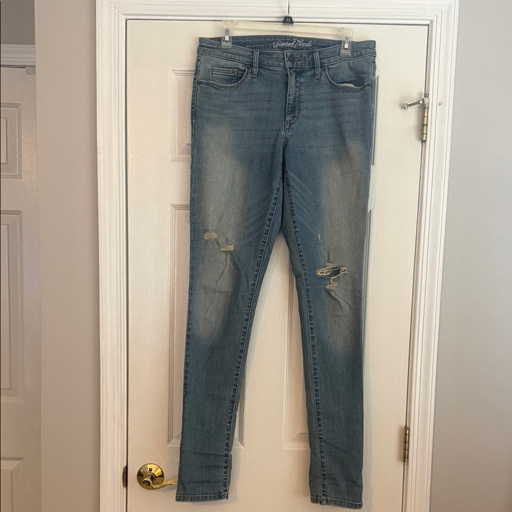 Universal Thread Mid-Rise Skinny Faded and Distressed Tall Jeans